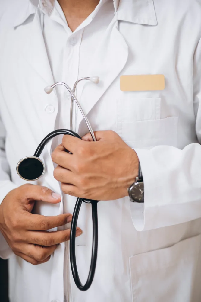 Dr. Jovany Castro Lara — Medicina Interna en CDMX